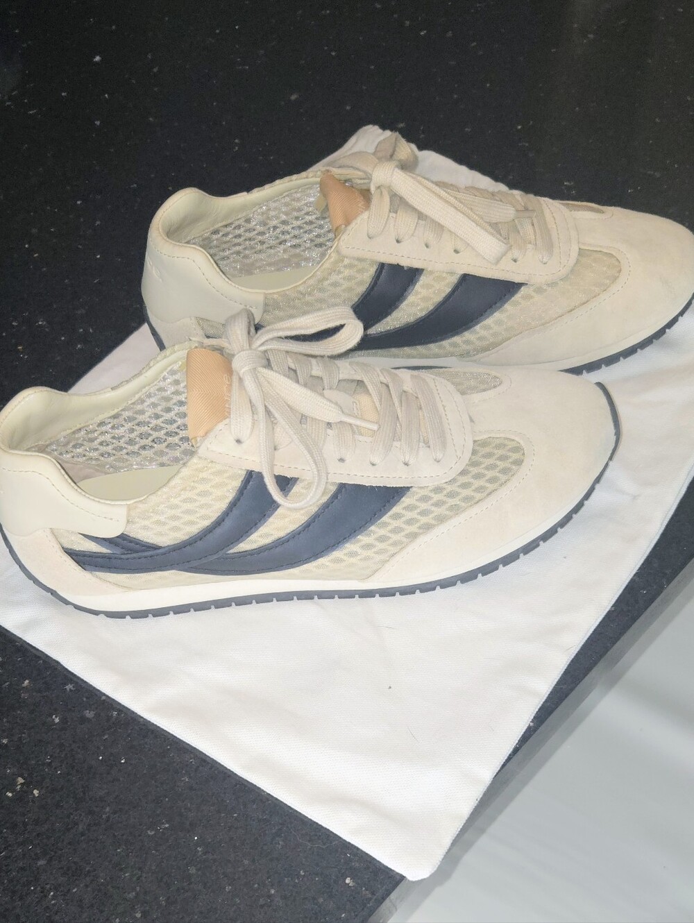 VINCE Suede Oasis Mesh Runner